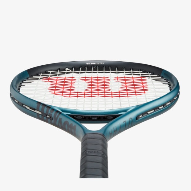 Wilson Ultra V4 Junior 26 Tennis Racquet - Image 4