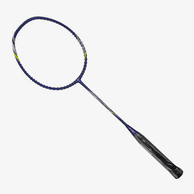 YONEX Voltric Lite 20i Badminton Racket - Image 3